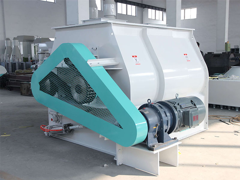 feed mixing machine